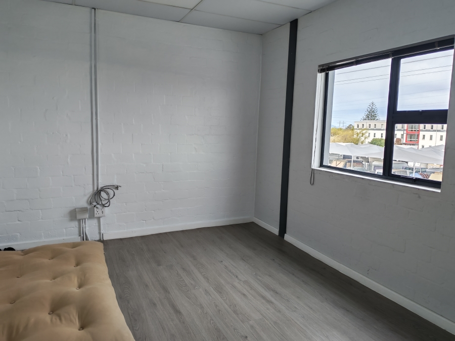 To Let Commercial Property for Rent in Firgrove Western Cape